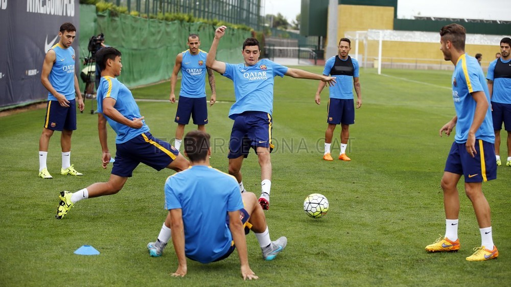 صور تدريبات برشلونة تحضيرا لمباراة فيلانوفينسي في بطولة كاس ملك إسبانيا 2015-09-04_ENTRENO_11-Optimized.v1441363103