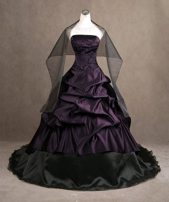 EL BAILE DE LAS MASCARAS ( Libre) A1c3cf47c7b80507_gothic-wedding-dresses