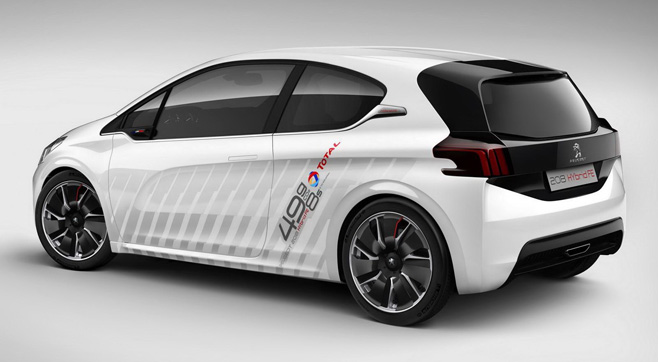 2015 - [Peugeot] 208 restylée - Page 16 Peugeot-208-Hybrid-FE-2-home