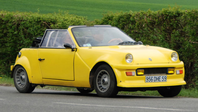 Kitcar (convertible), sur la base de la Renault 4 ou 5? Renault