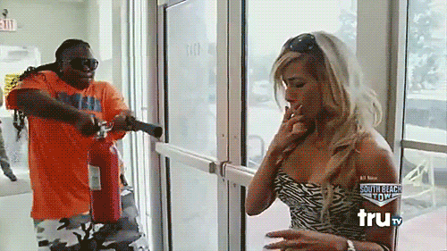 Les Volderodh Bitch-got-owned-gif-3