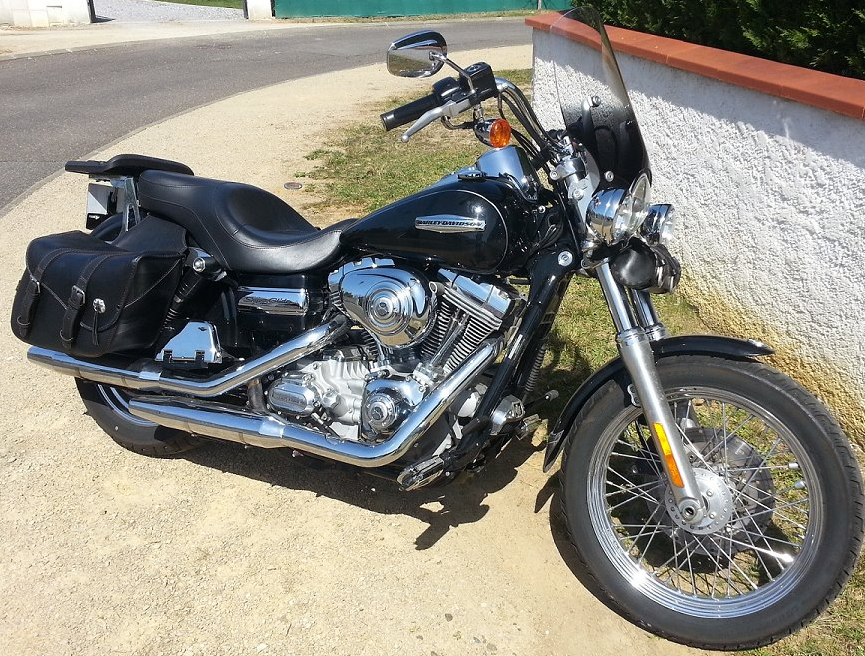 DYNA SUPER GLIDE  combien sommes nous sur Passion-Harley - Page 33 SuperGlide