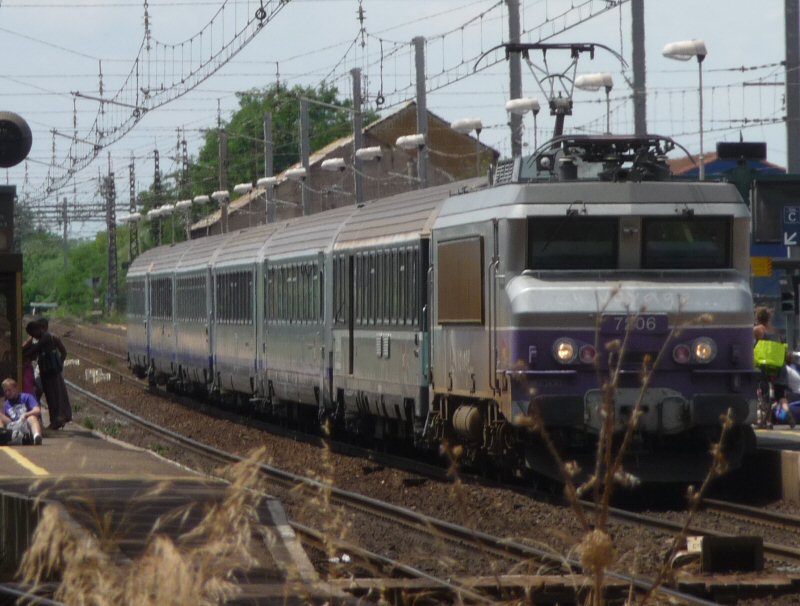 Quelques trains en gare d'Agde Agde_06