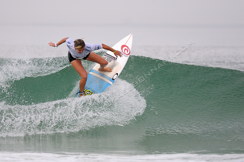 Swatch Girls Pro 2012 - Surf action Swatch_Girls_Pro_2012_3_