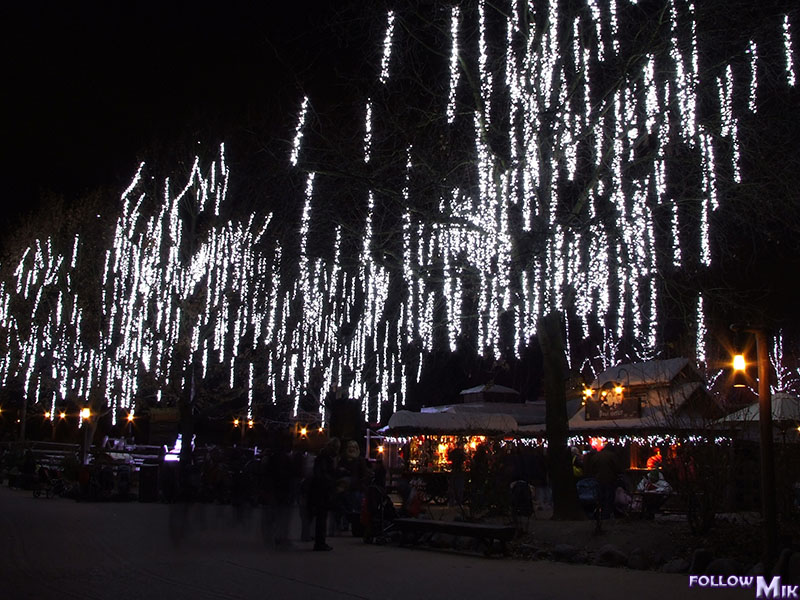 Les saisons de Noël au parcs a travers les années depuis 1992 ! ^^ 2008