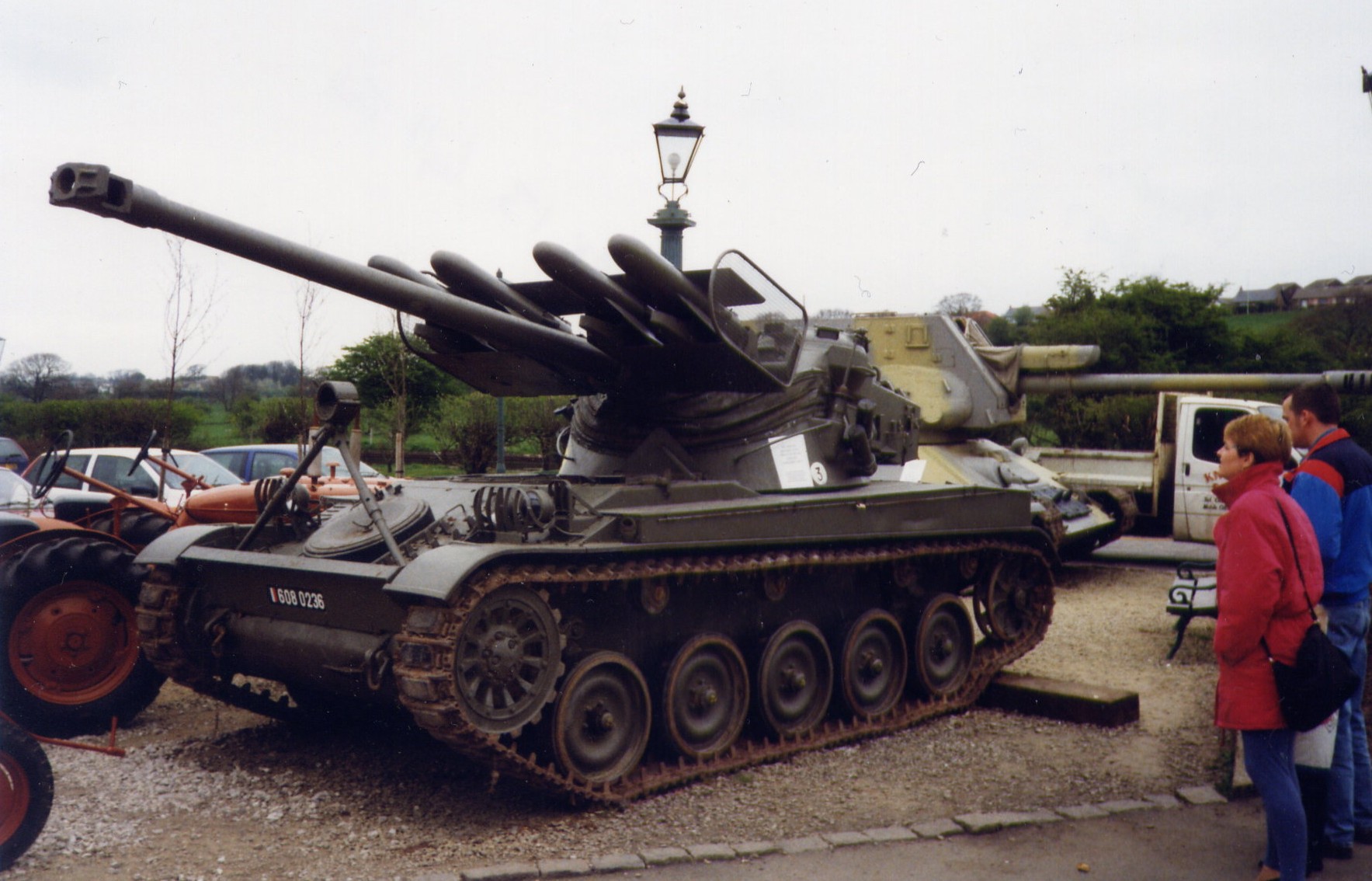 Repotenciación para el sistema AMX-13 C-90 y el sistema v-100. Amx-13-light-tank-608-0236