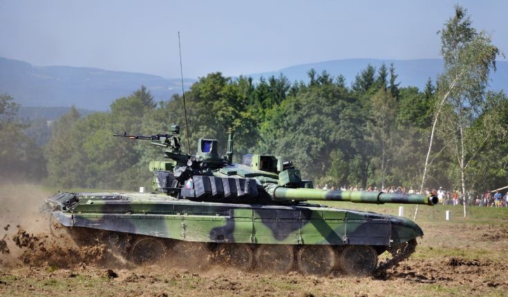 T-72 تطويراتها و أنواعها و كيفية التفريق بينها 2257