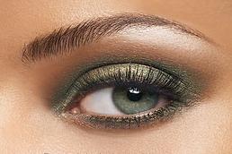 مكياج جميل للعيون الخضر Maquillage-yeux-vert