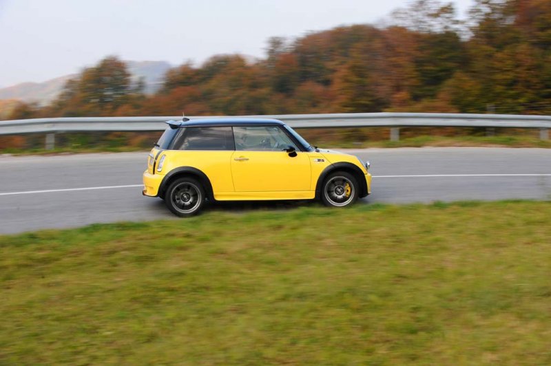 Yellow Hornet R53 Srecanjes0885.jpg