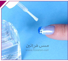 كيف تضعين طلاء الاظافر بدون مساعدة Nail_img14_10