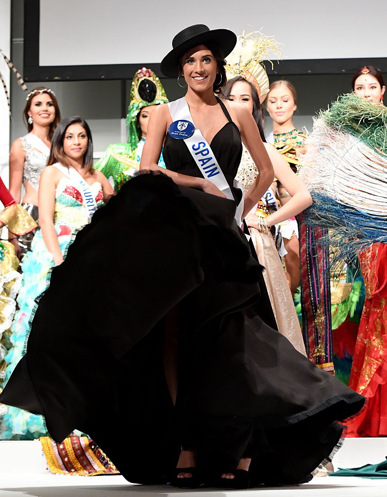 trajes tipicos de candidatas a miss international 2016. - Página 3 613857988