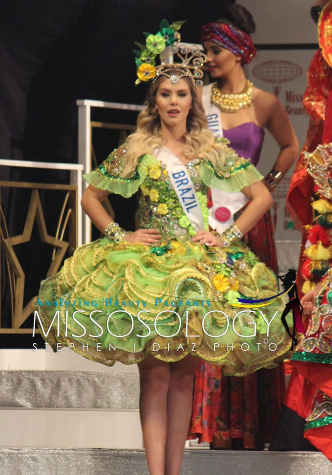 trajes tipicos de candidatas a miss international 2016. - Página 4 Brazil4