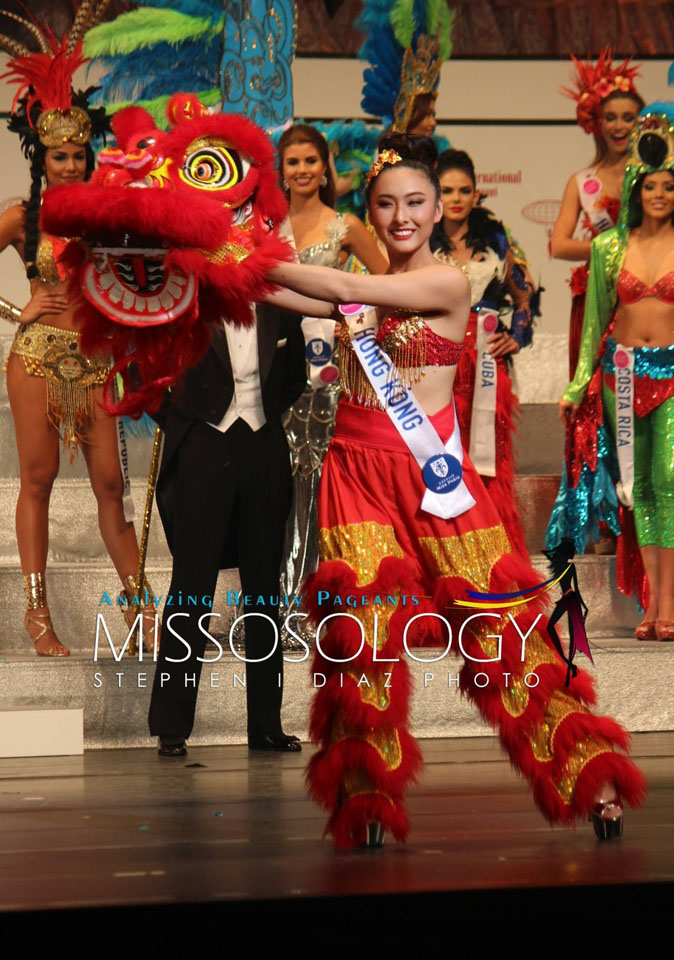 trajes tipicos de candidatas a miss international 2016. - Página 6 Hongkong