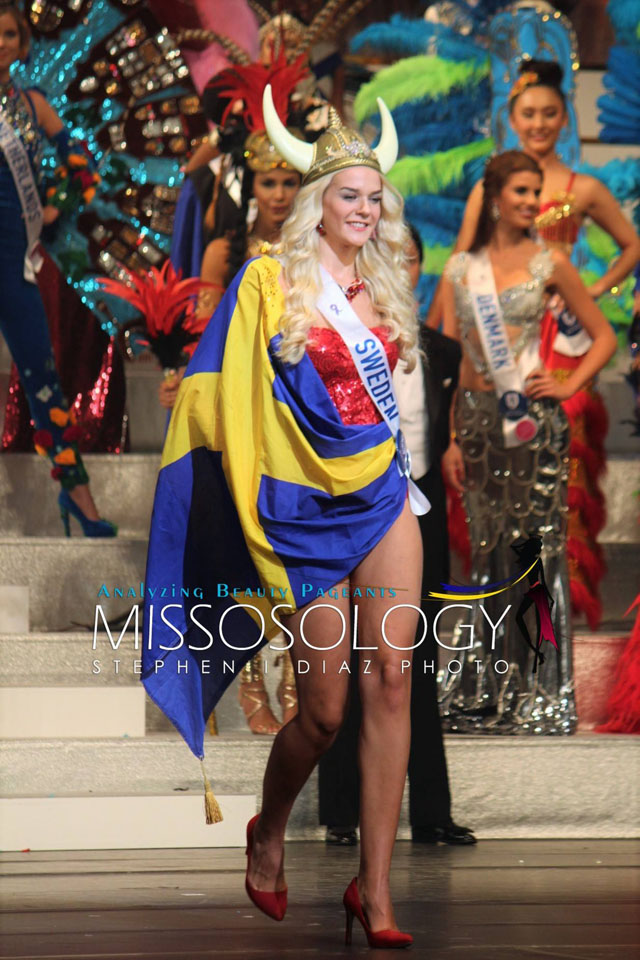 trajes tipicos de candidatas a miss international 2016. - Página 8 Sweden2