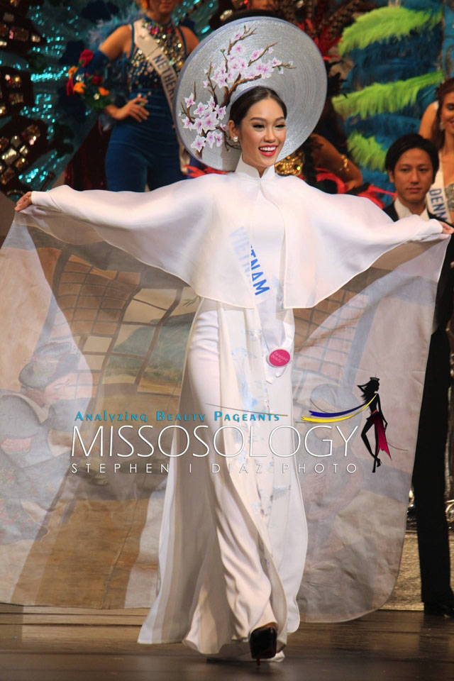 trajes tipicos de candidatas a miss international 2016. - Página 8 Vietnam3