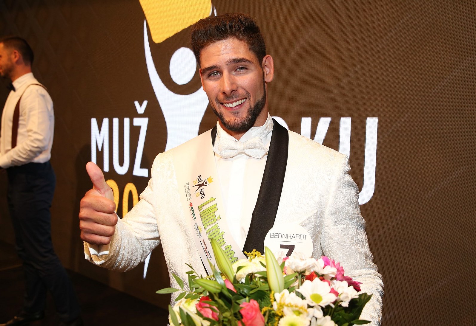 muz roku vence mr czech republic 2018. ira para mr international 2019. - Página 2 STE7590f9_tilpa20126