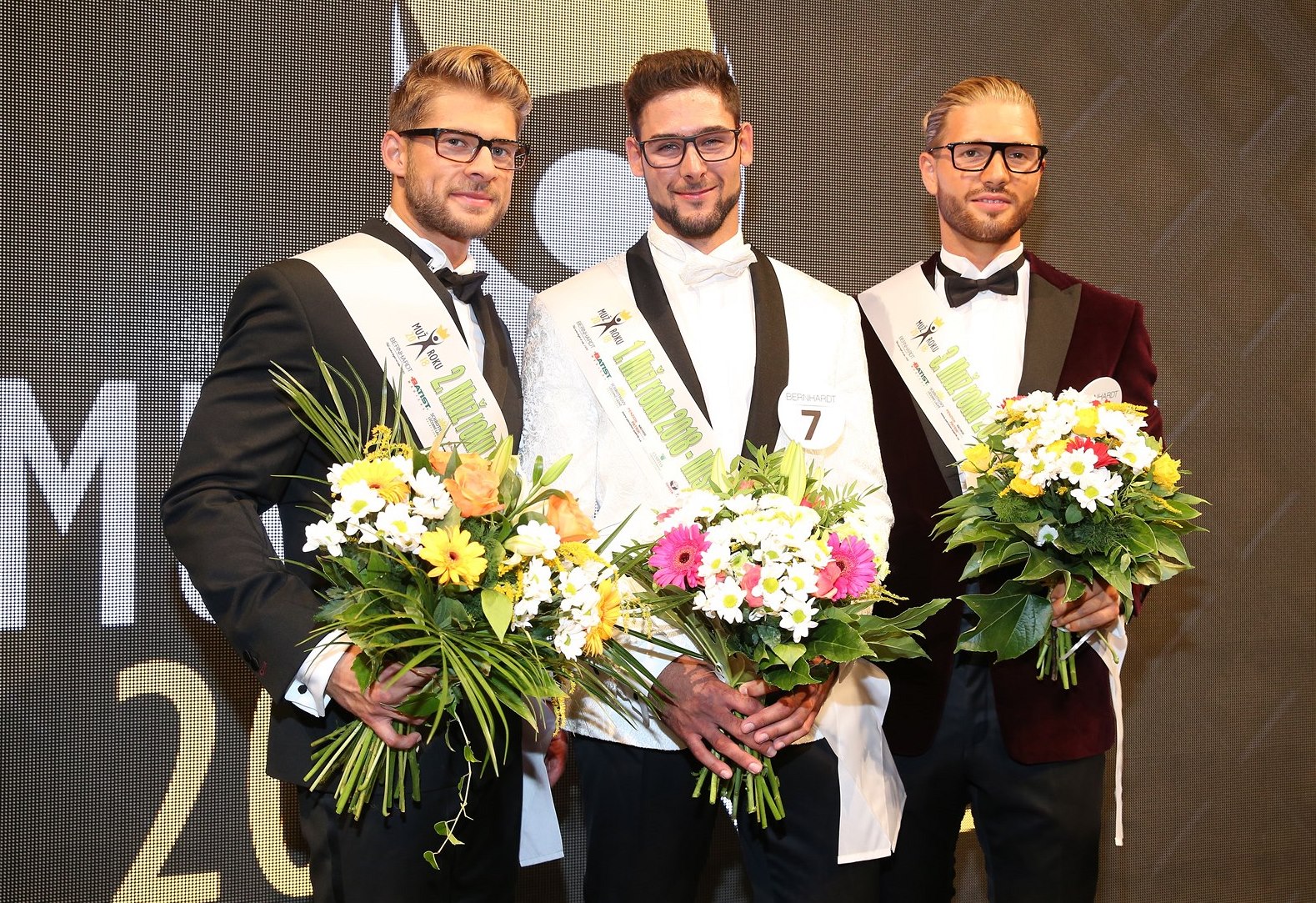 muz roku vence mr czech republic 2018. ira para mr international 2019. - Página 2 STE7590fb_tilpa20116