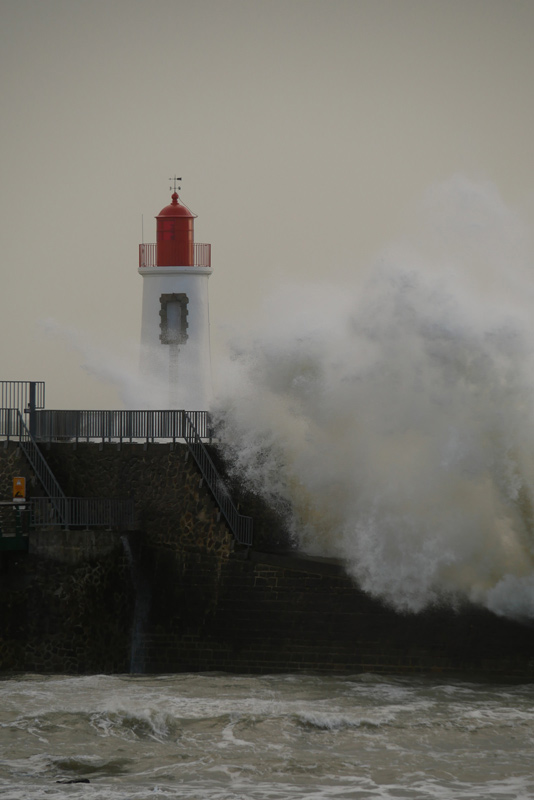 tempête sur le phare P1240102_800