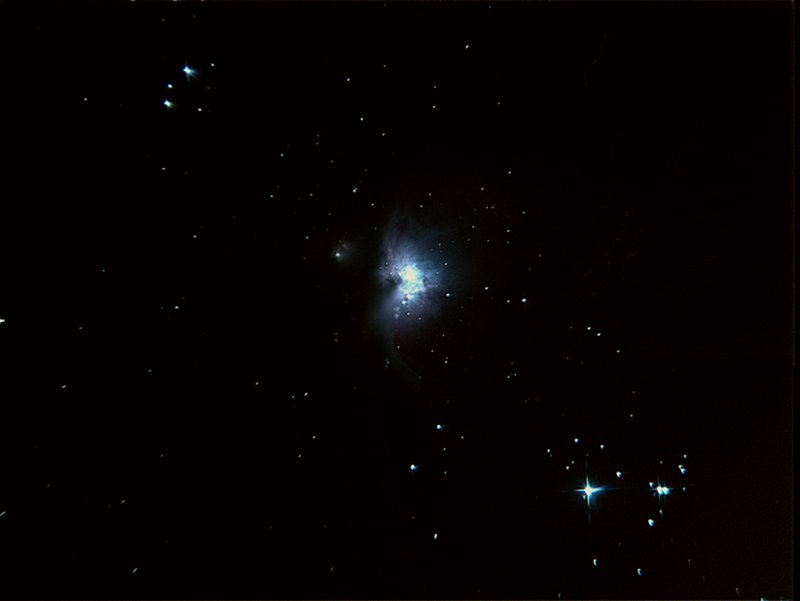 La Nébuleuse d'Orion - M42 re... M42-01-800x600