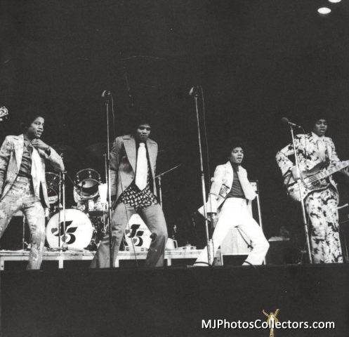 1972 - The Jackson Five em turnê no Reino Unido Med_gallery_4_1694_94295