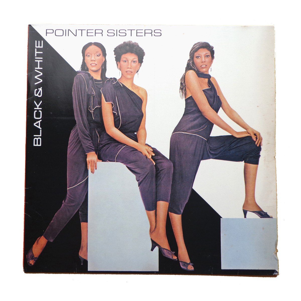 Music video by The Pointer Sisters performing Jump (For My Love). (C) 1983 BMG Music Lp-pointer-sisters-black-white-10097-MLB20024542492_122013-F