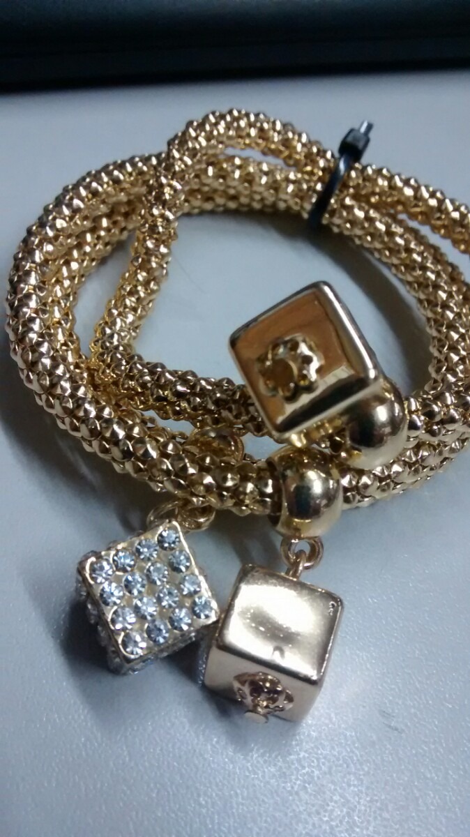 Nikolayev Nightroad Pulseira-feminina-dourada-tripla-com-strass-formato-de-dado-304601-MLB20348839373_072015-F