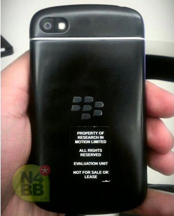 BlackBerry X10 in tre nuove immagini BlackBerry-X10-N-Series-3