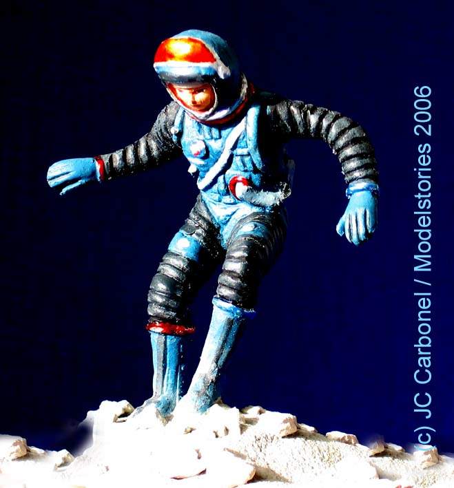 MAQUETTES "PRIME" et autres - Page 2 BNX_Astro_saut1