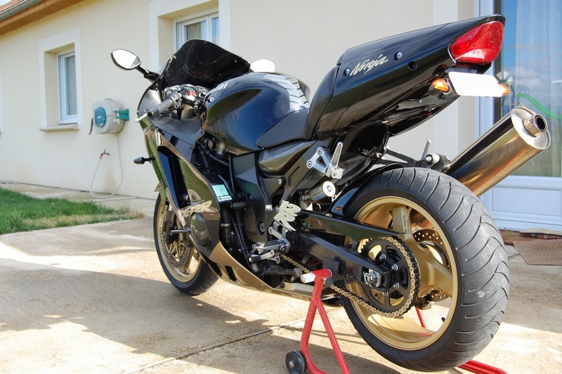 VEND zx12r 2003 noir et or AA11.jpg