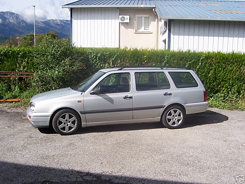 Golf 3 Break TDI 110 CL et Golf 3 TDI 110 GT Carat 5 portes GolfIII_TDI_110_CL_Break_01