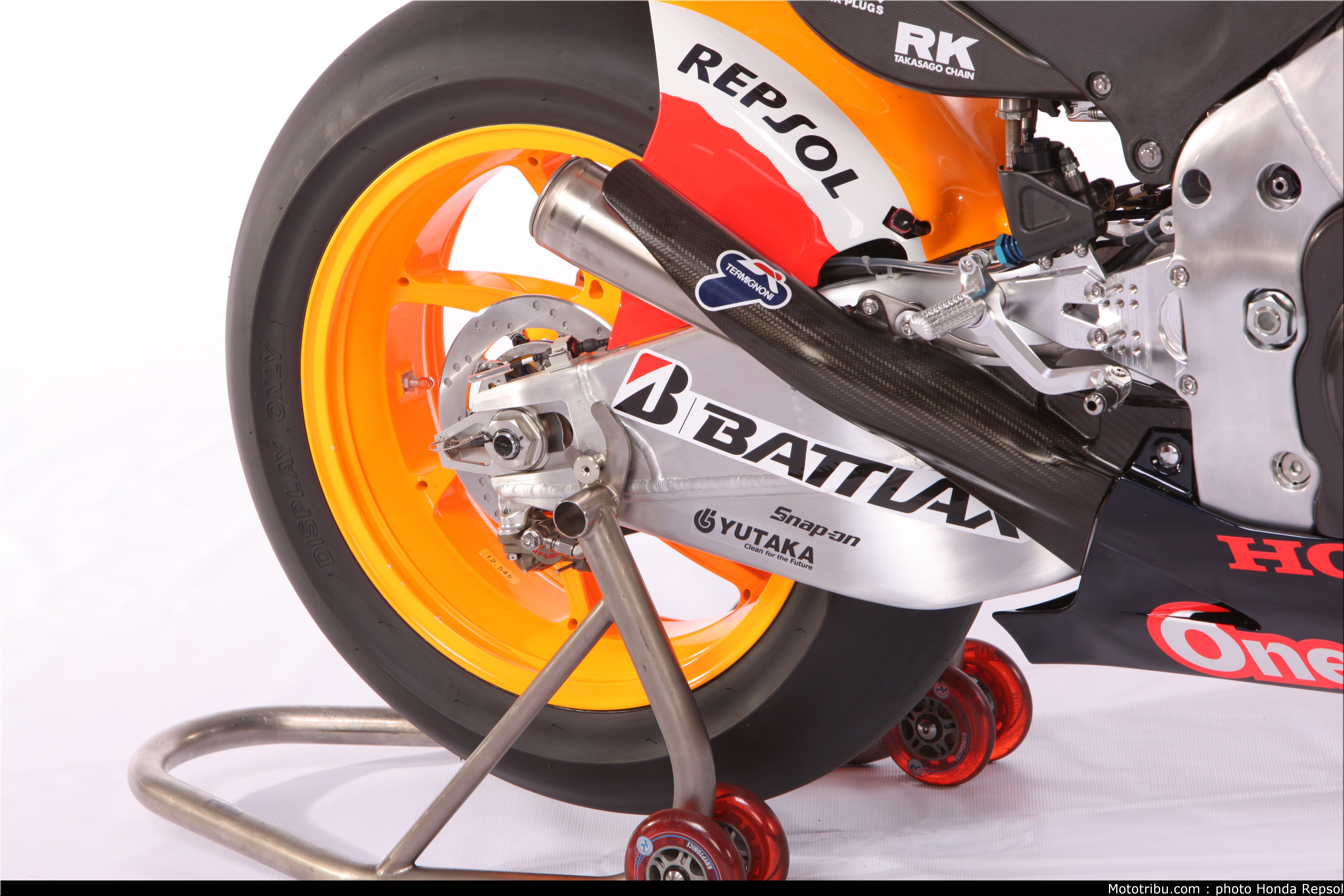 [ Moto GP ] 2012 BlaBla  - Page 7 Honda_rc213v_2012_015