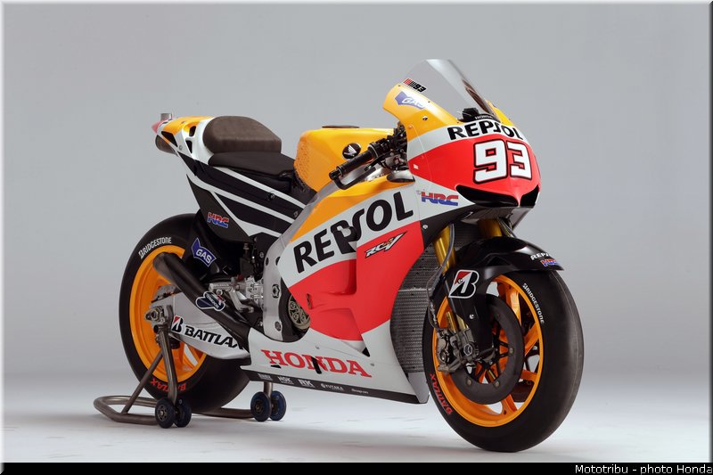 le motogp s' inspire du supercross pour les qualifs' ? Honda_rcv_2013_025