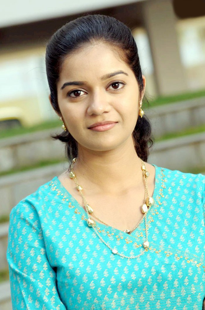 நடிகை சுவேதி புகைப்படம் - Page 7 Swati_reddy_actress_01