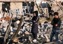 Terremoti: Iran, bilancio sale a 300 morti 22805670