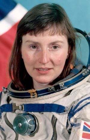 Aliens exist and they are living among us, says first British astronaut into space Helen-sharman-gb1mir