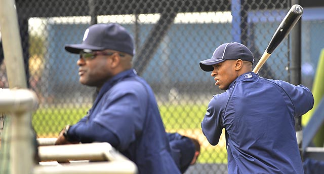 Spring Training 2010  Workout Pics Feb 19-Mar 1 20100220171923_2010-0220-rb-tigers0100