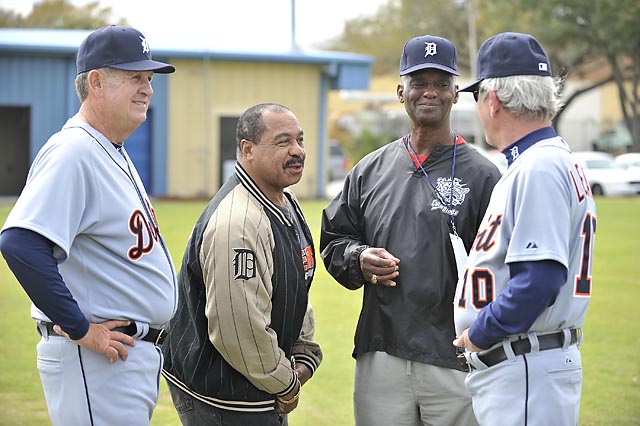 Spring Training 2010  Workout Pics Feb 19-Mar 1 20100221182024_2010-0221-rb-tigers0493