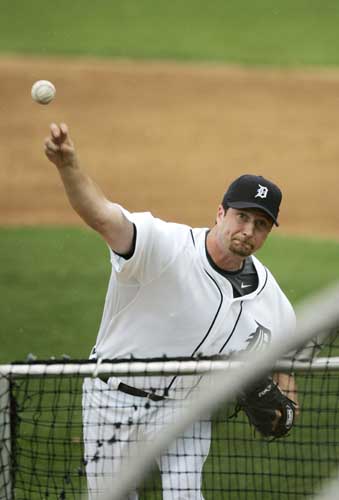 Spring Training Pics 2008 - Page 6 2008-0223-jg-Tigers-ST-1132s