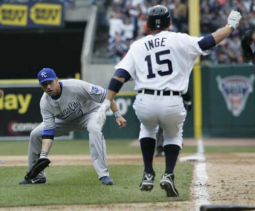 OPENING DAY PICTURES 2008-0331-rb-tigers_royals1077