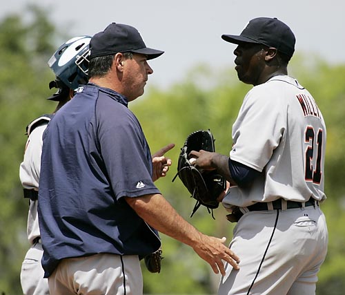 Spring Training Game Pictures 2008 - Page 9 2008-0326-rb-tigers_pirates106