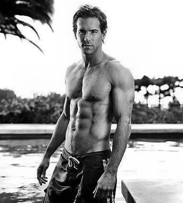 Les séances crossfit PDM Ryan-reynolds-toned-body