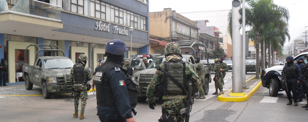 Escoltas del gobernador Duarte, ebrios, se enfrentan a balazos en hotel de Orizaba Hotel_trueba_balacera-1000x399