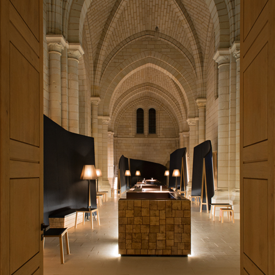 Agence Jouin Manku : Le prieuré de l’abbaye de Fontevraud 3540-architecture-design-muuuz-magazine-blog-decoration-Agence-Jouin-Manku-abbaye-Fontevraud-UNESCO-Hotel-Restaurant-matheus-01