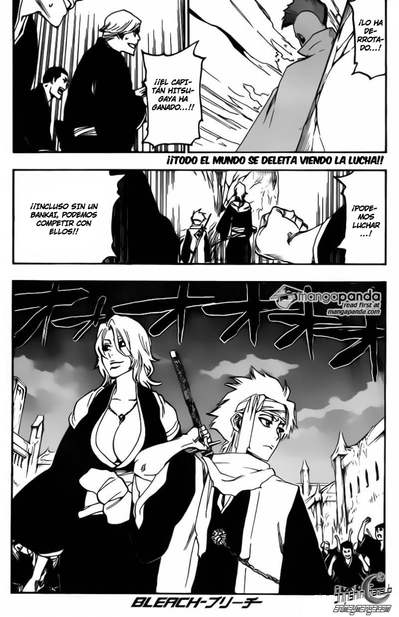 Bleach manga 562 - Todo el mundo se deleita viendo la lucha 01