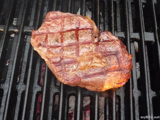 Simple char grilled Ribeye 57_a_006_Small_2