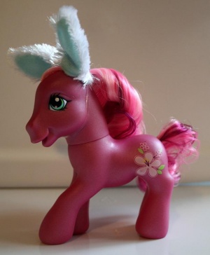 recherche principale de Mapeline : des poneys et leurs accessoires 9/23 300px-Cheerileeeaster