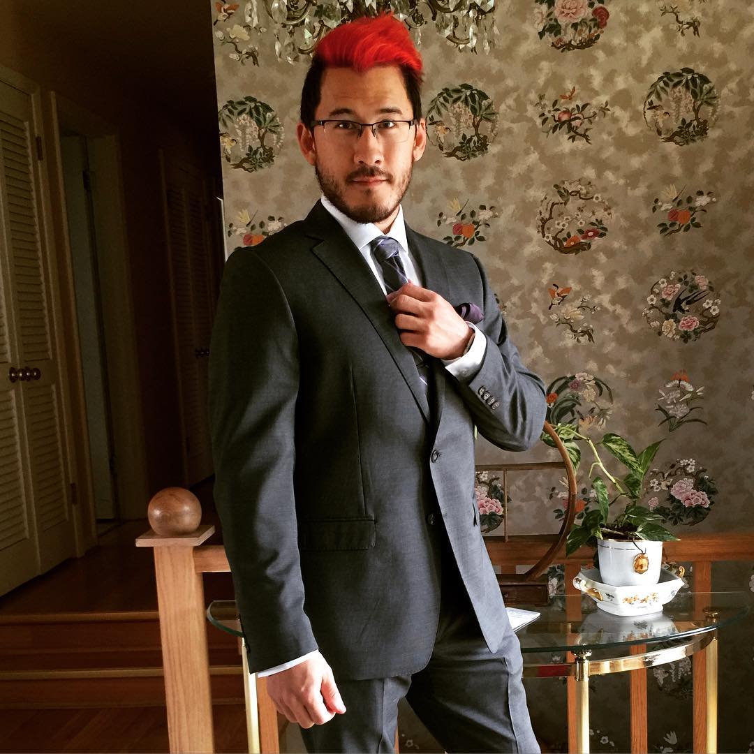 Mark Edward Fischbach, profesor de Astronomía. Markiplier