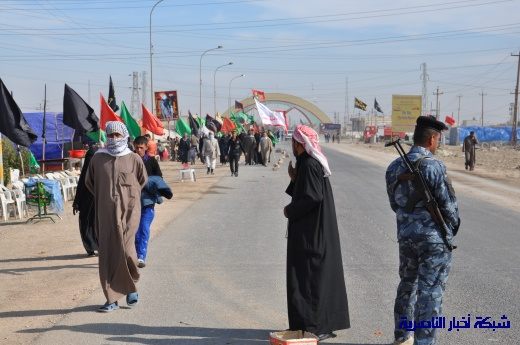 الآلاف من زوار الحسين ع يصلون إلى مدينة الناصرية سيرا على الأقدام ، في طريقهم إلى كربلاء المقدسة  Nasiriyah064