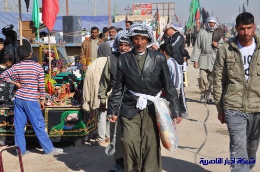 الآلاف من زوار الحسين ع يصلون إلى مدينة الناصرية سيرا على الأقدام ، في طريقهم إلى كربلاء المقدسة  Nasiriyah100