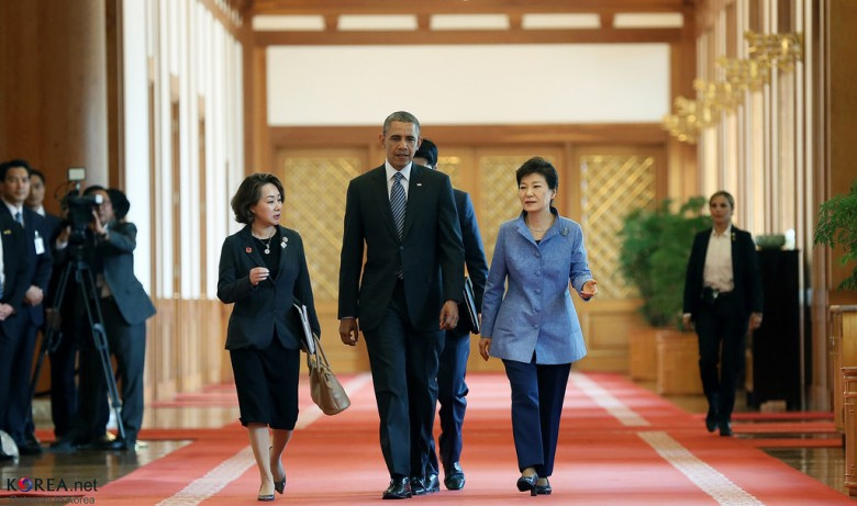 La estrategia de Obama en el Lejano Oriente(con artículos en inglés) Southkorea_pd_050614